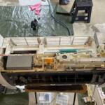 エアコン完全分解作業の参考画像