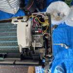 エアコン完全分解作業の参考画像