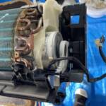 エアコン完全分解作業の参考画像