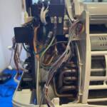 エアコン完全分解作業の参考画像