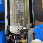 エアコン完全分解作業の参考画像