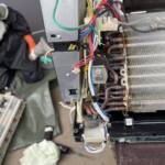 エアコン完全分解作業の参考画像