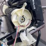 エアコン完全分解作業の参考画像