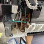 エアコン完全分解作業の参考画像